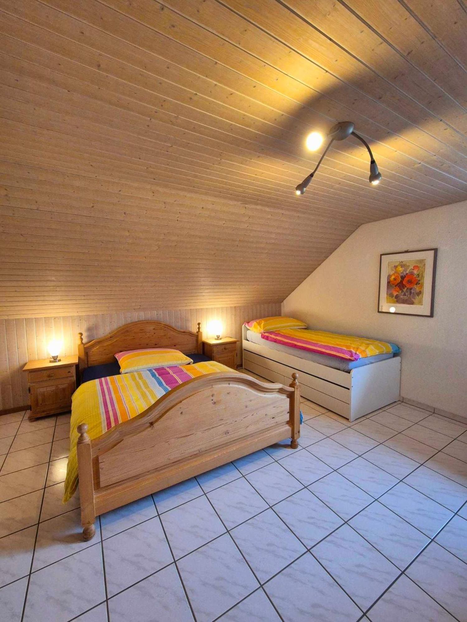 Apartment Simcha Niederwichtrach Екстер'єр фото